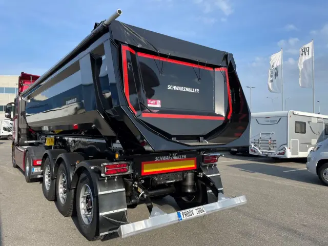 Image of Schwarzmüller 500