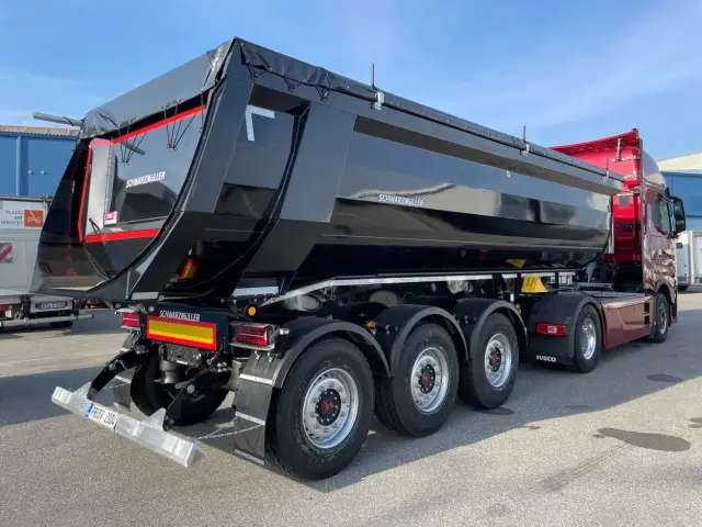 Image of Schwarzmüller 500