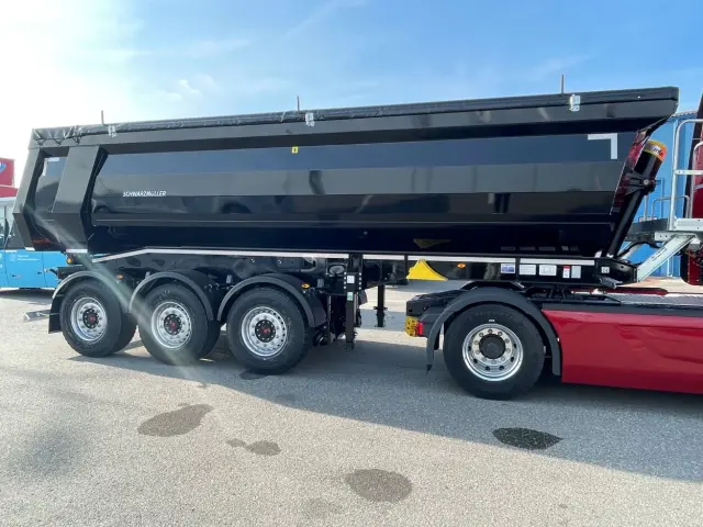 Image of Schwarzmüller 500