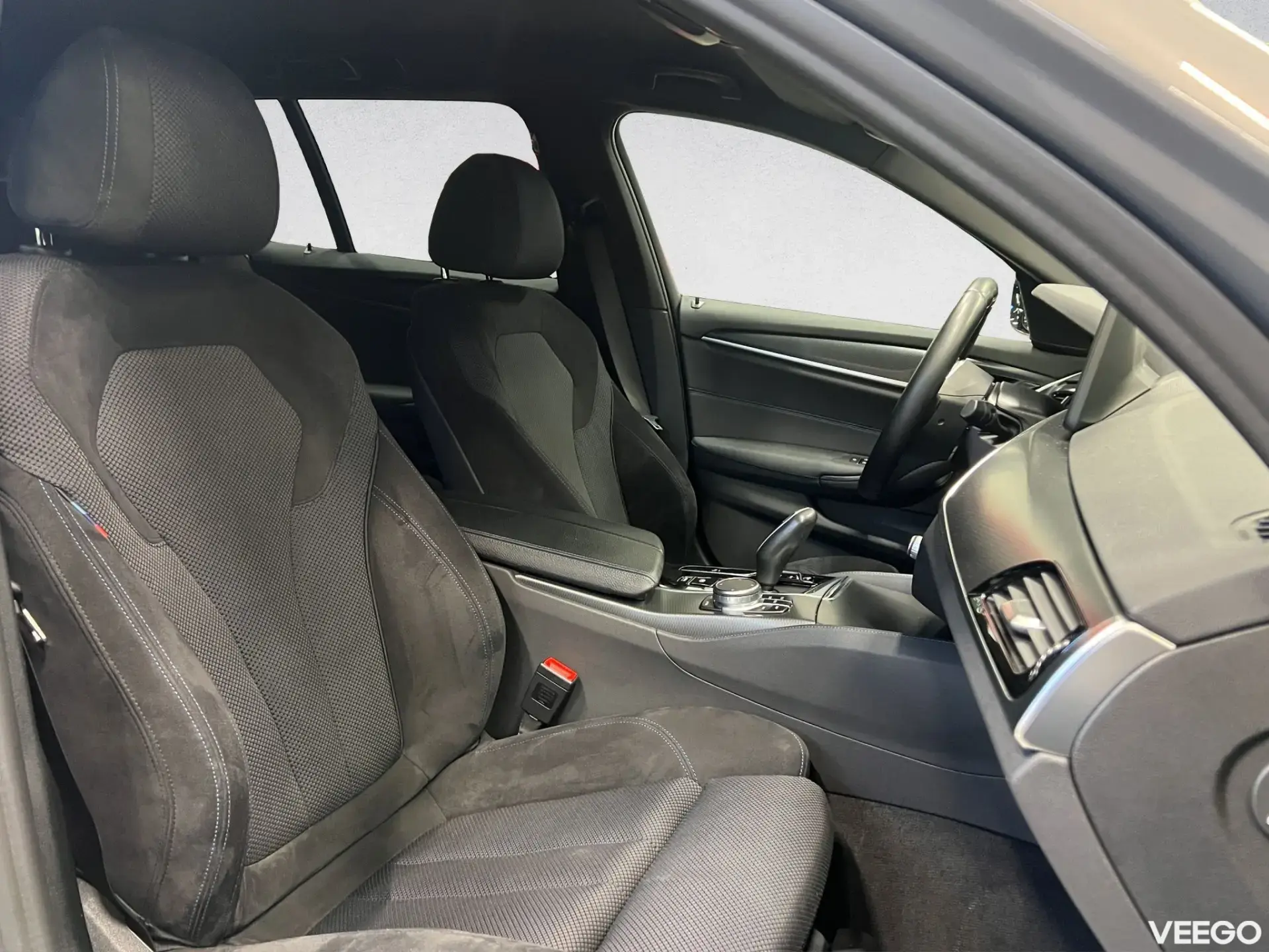 BMW 520 M-Sportpakett 2 140kW