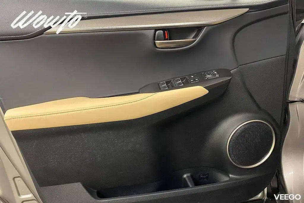 Lexus NX 200t 300h AWD 197HK/Executive/Drag/Värmare/Navi/4.95% 145kW