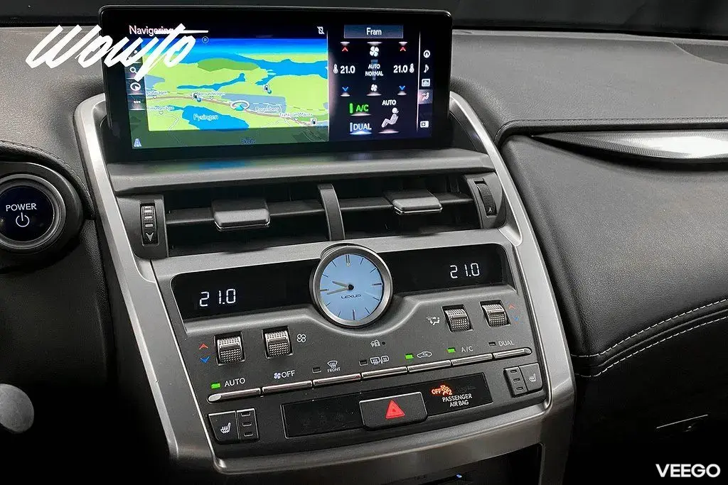 Lexus NX 200t 300h AWD 197HK/Executive/Drag/Värmare/Navi/4.95% 145kW