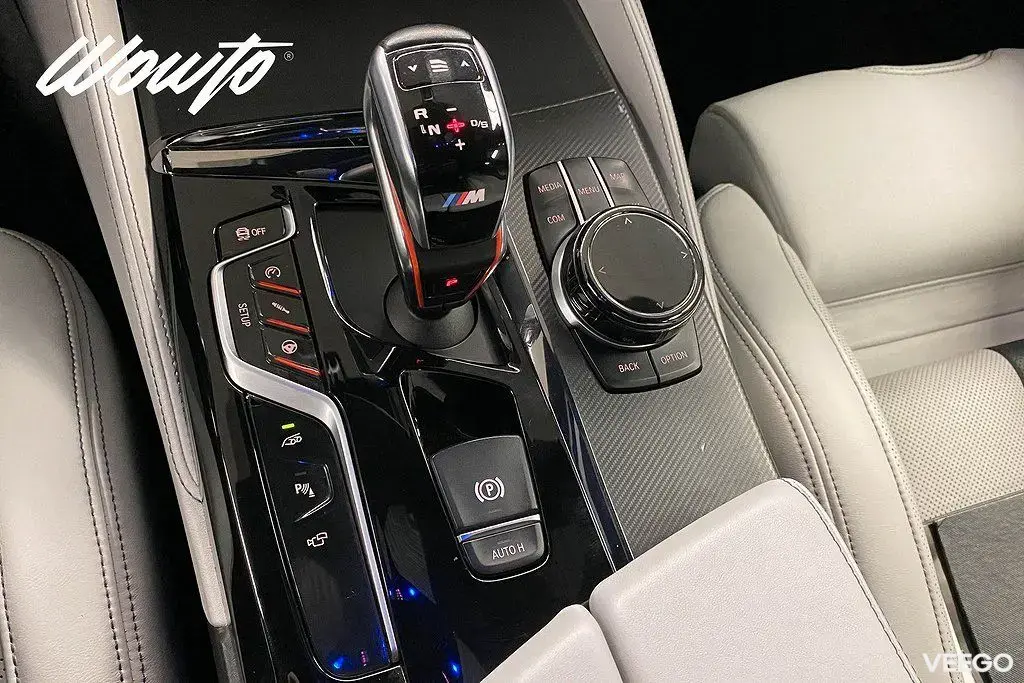 BMW M5 800HK/Keramiska/Night Vision/SoftClose/Se Spec /4.95% 588kW