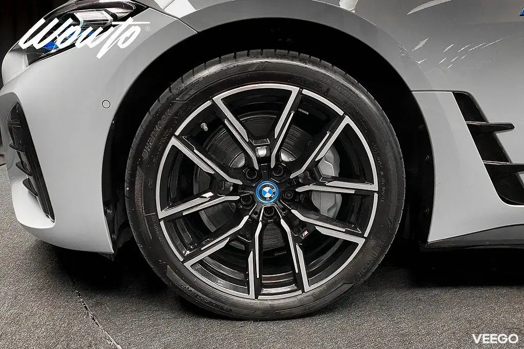 BMW i4 eDrive40/Fully Charged/Innovation/M-Sport/Laser/4.95% 250kW
