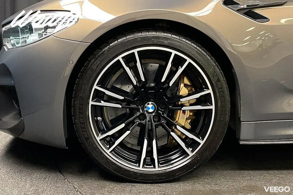 BMW M5 800HK/Keramiska/Night Vision/SoftClose/Se Spec /4.95% 588kW
