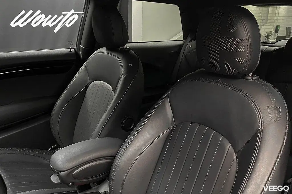 Mini Cooper John Works 3-Dörrars 231HK /Chili II /HuD /4.95% 170kW