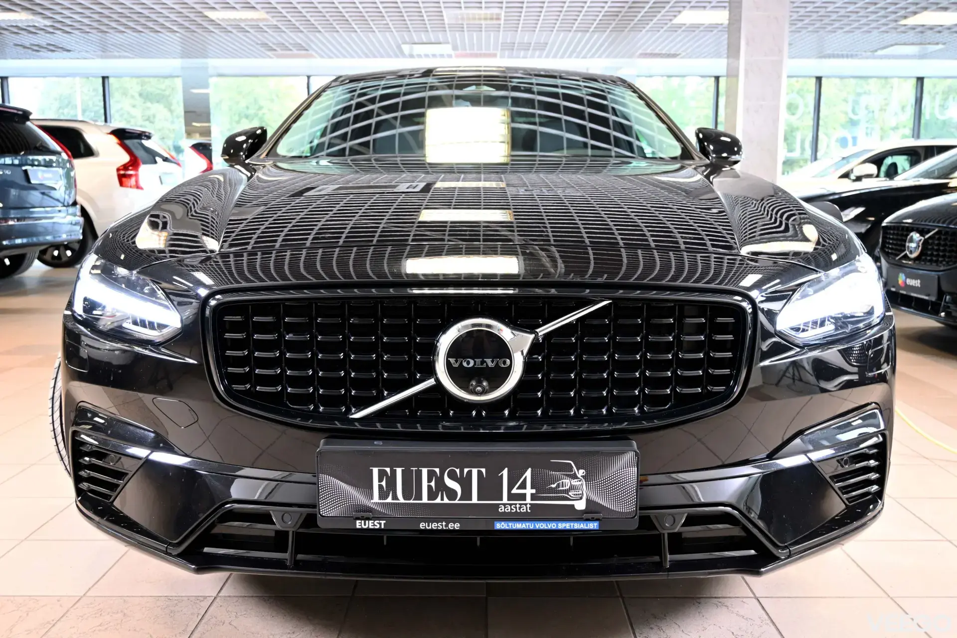Volvo S90 T8 Twin Engine AWD ULTIMATE DARK XENIUM INTELLI FU 2 335kW