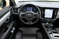 Volvo S90 T8 Twin Engine AWD ULTIMATE DARK XENIUM INTELLI FU 2 335kW thumbnail