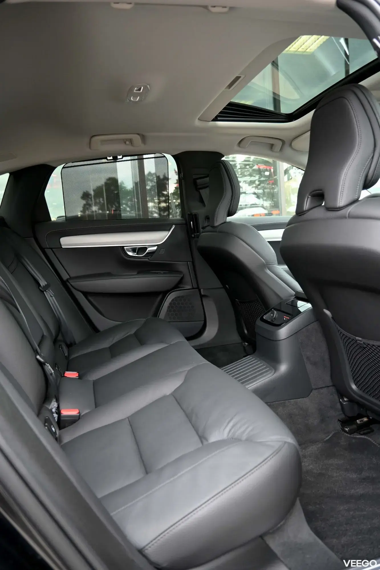 Volvo S90 T8 Twin Engine AWD ULTIMATE DARK XENIUM INTELLI FU 2 335kW