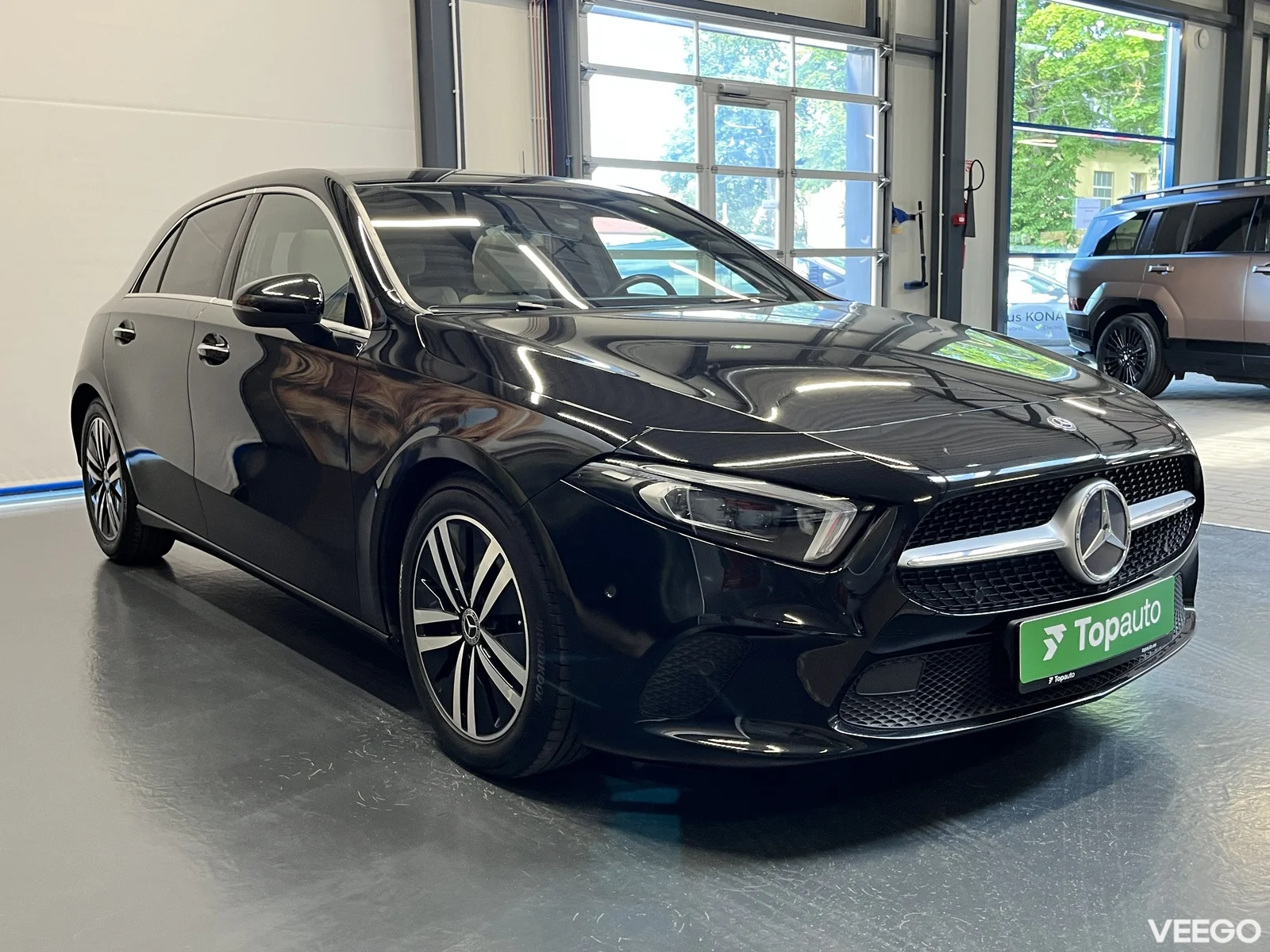 Mercedes-Benz A200 1.3 120kW