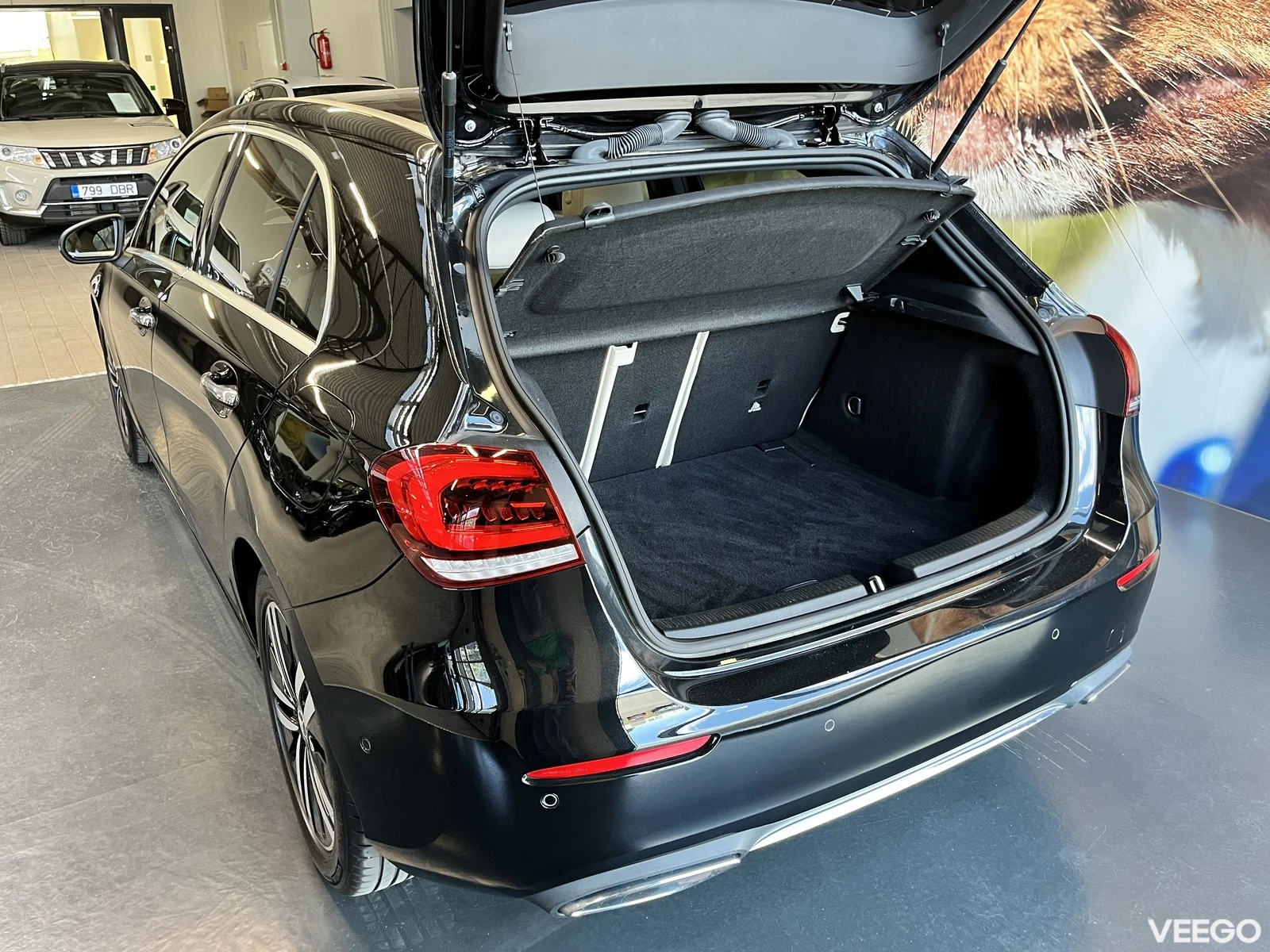 Mercedes-Benz A200 1.3 120kW