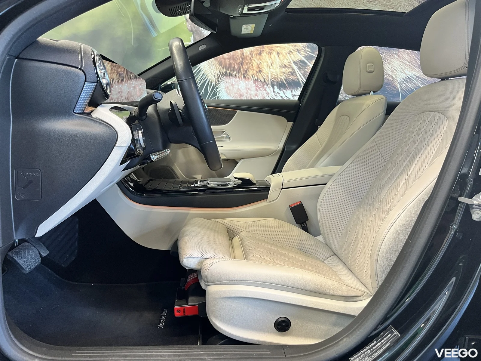 Mercedes-Benz A200 1.3 120kW