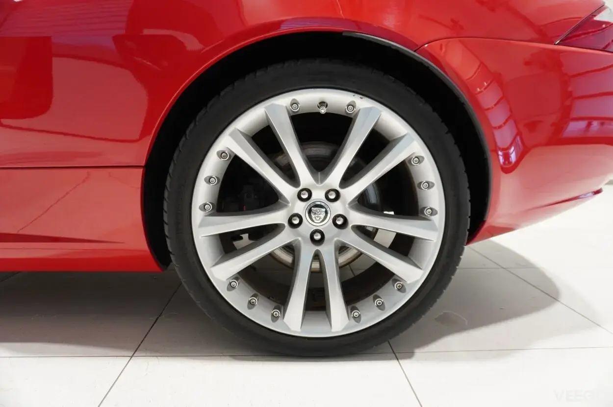 Jaguar XKR 4.2 306kW