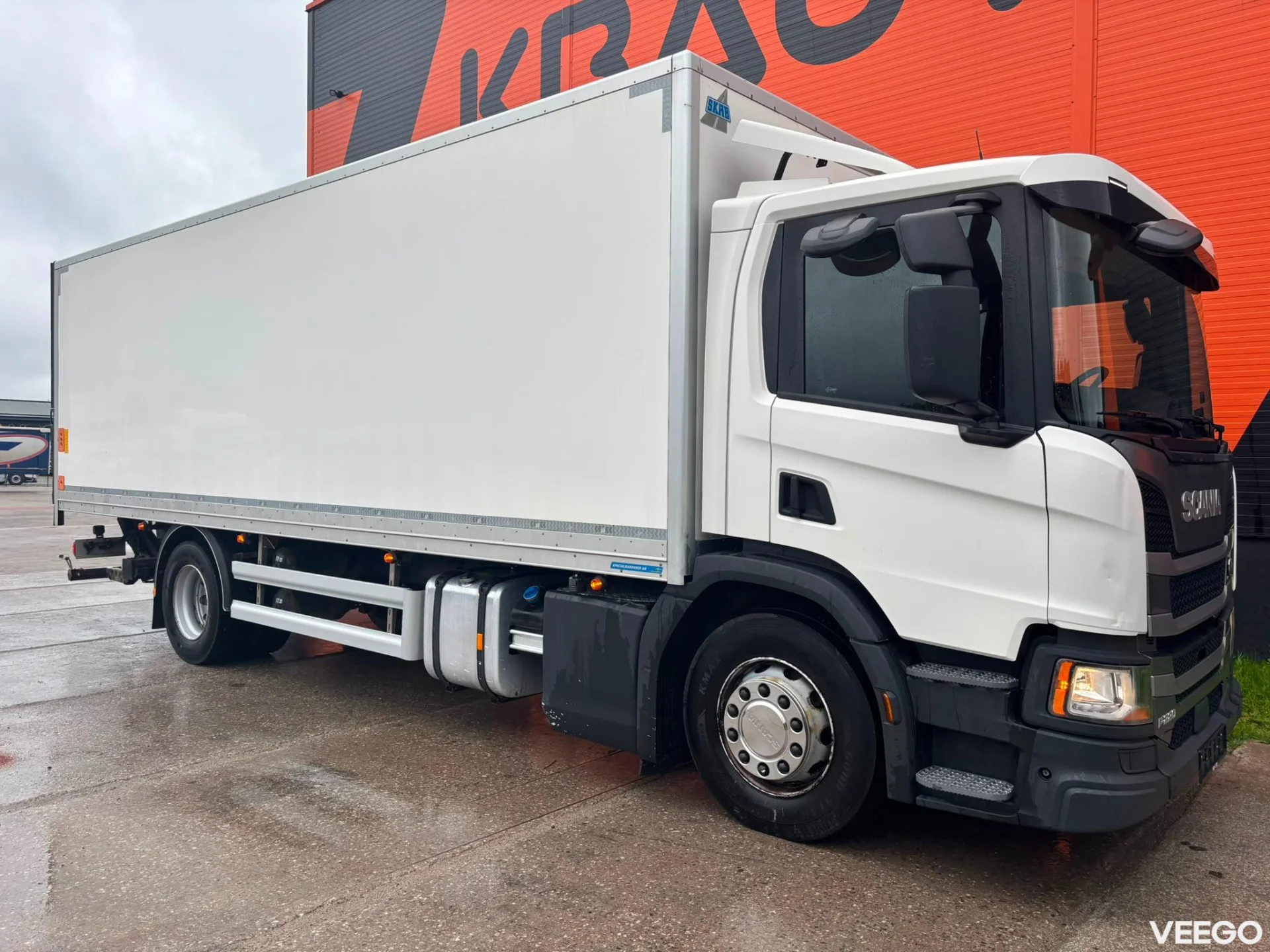 Scania P220 BOX L=7593 mm 220kW