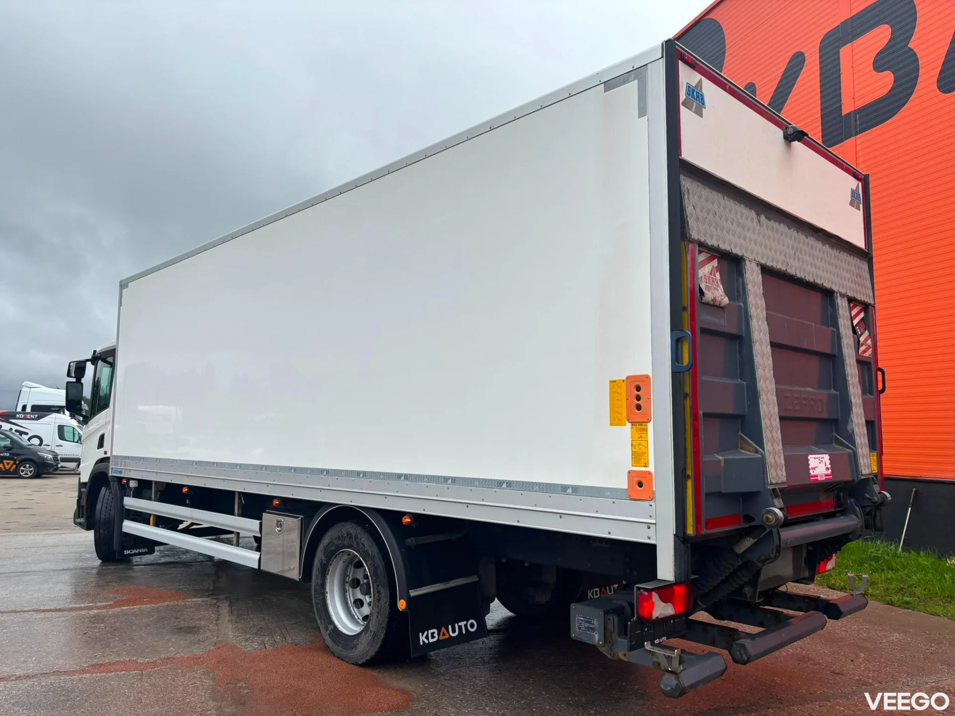 Scania P220 BOX L=7593 mm 220kW