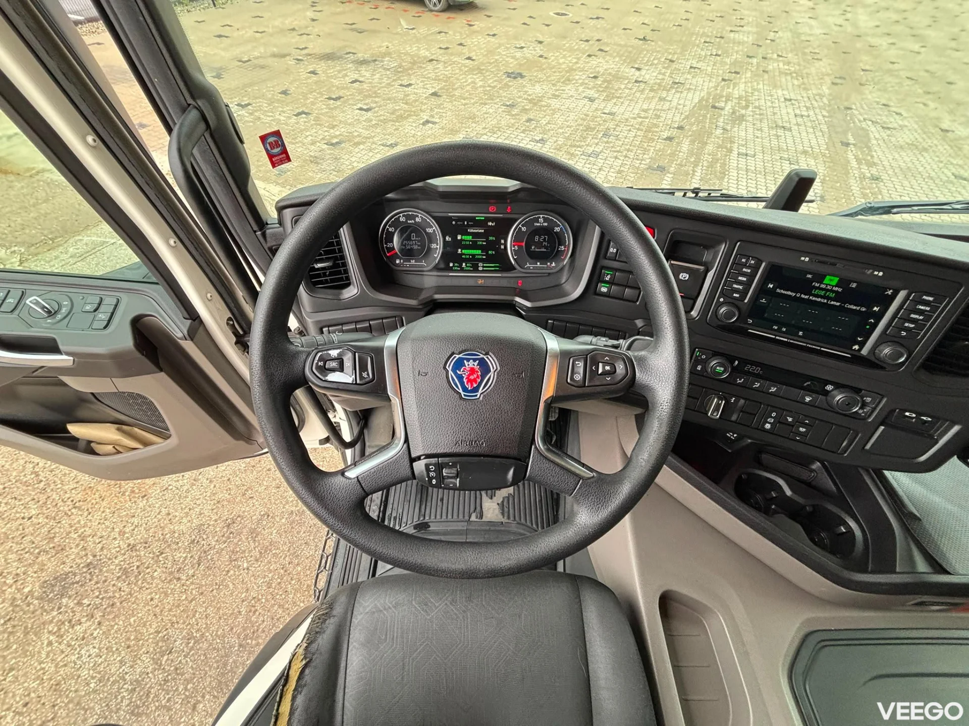 Scania P220 BOX L=7593 mm 220kW