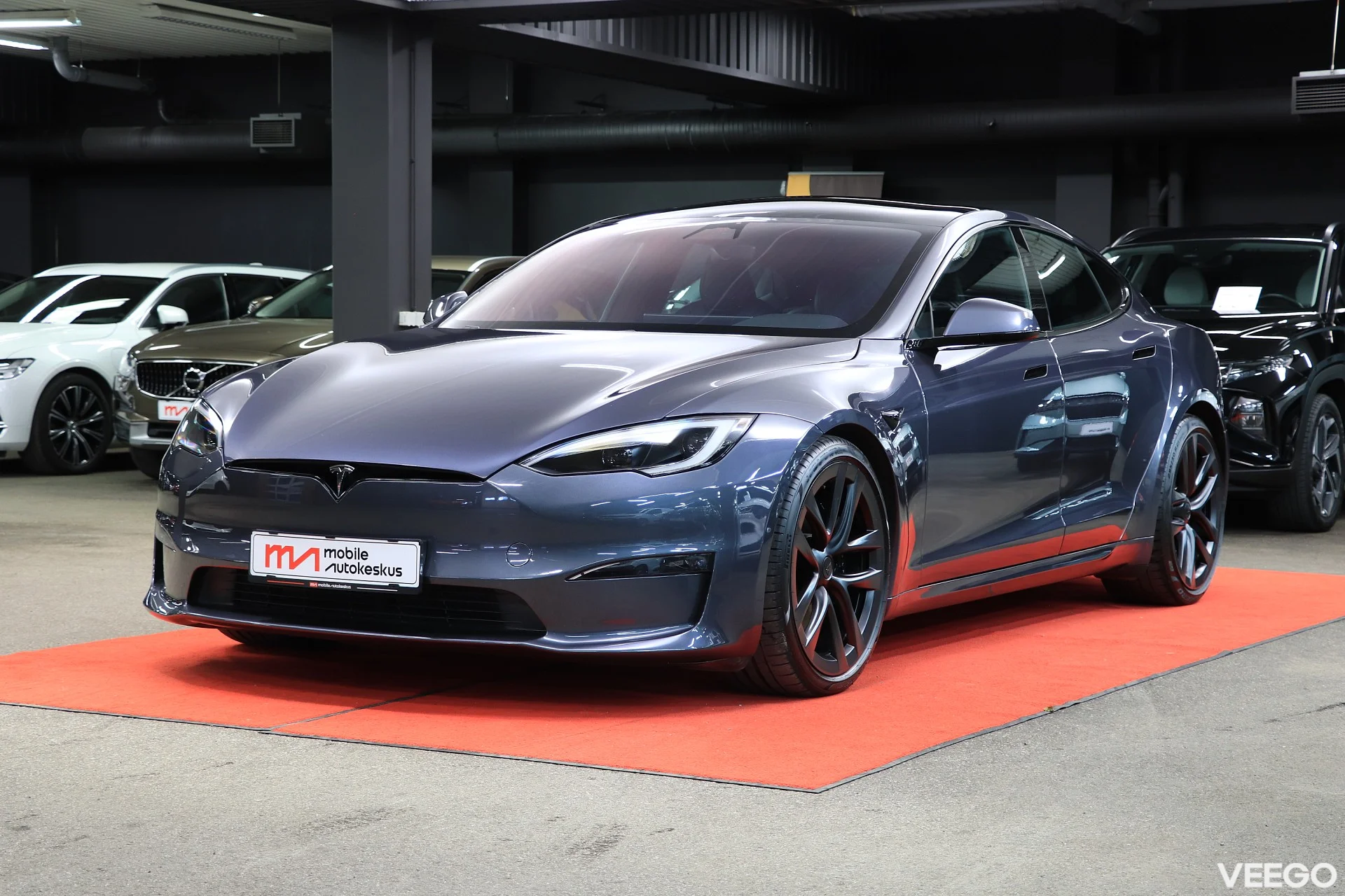 Tesla MODEL S 0.0 493kW