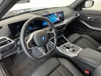 BMW 330 xDrive Touring M Sport Pro Drag Rattvärme Park Assist 0kW thumbnail