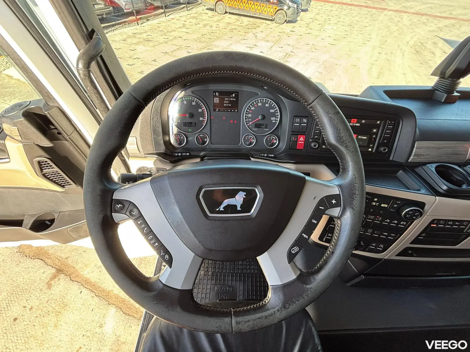 MAN TGX FULL STEEL / INTARDER / BOX L=4667 mm  471kW