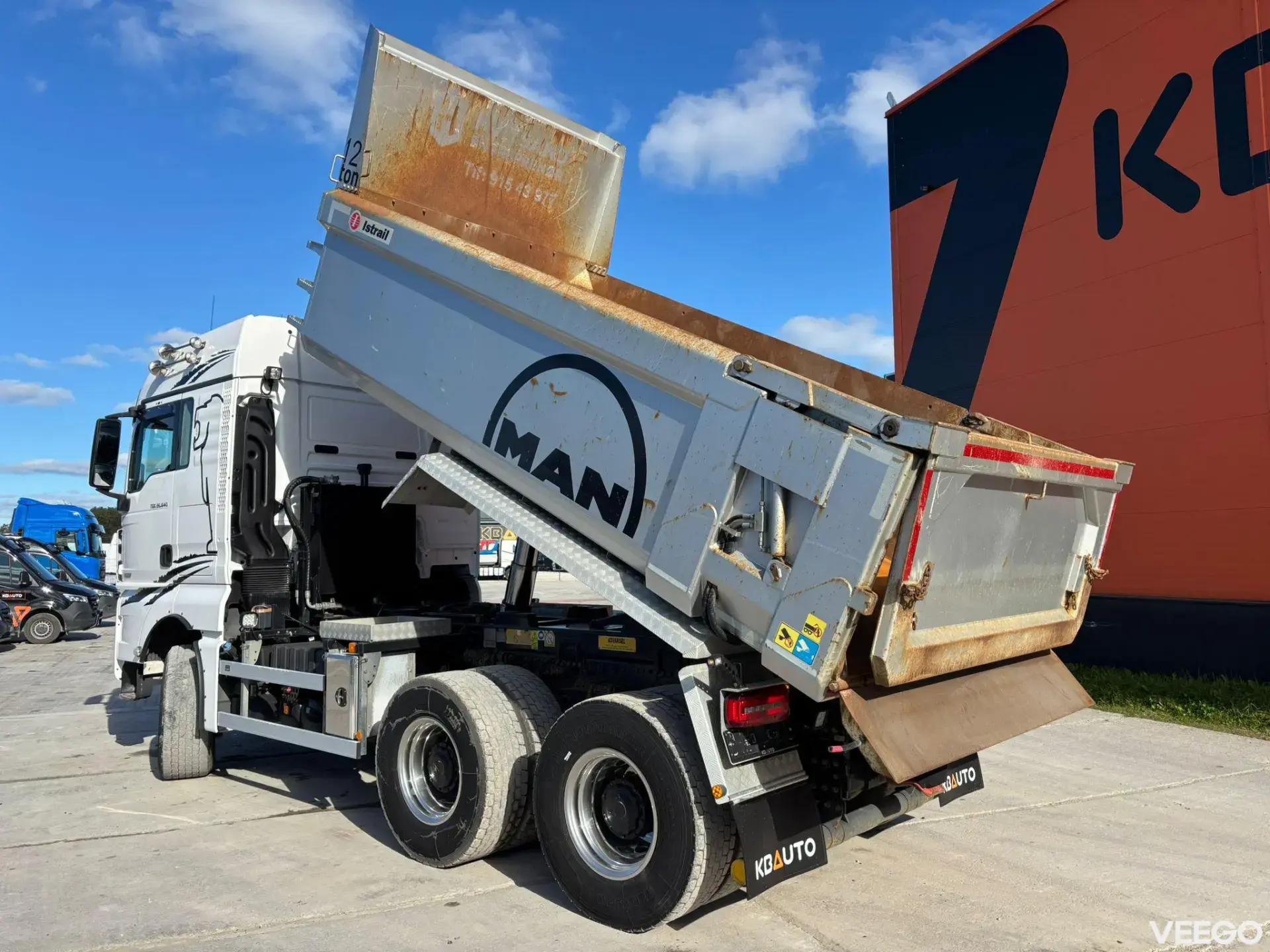 MAN TGX FULL STEEL / INTARDER / BOX L=4667 mm  471kW