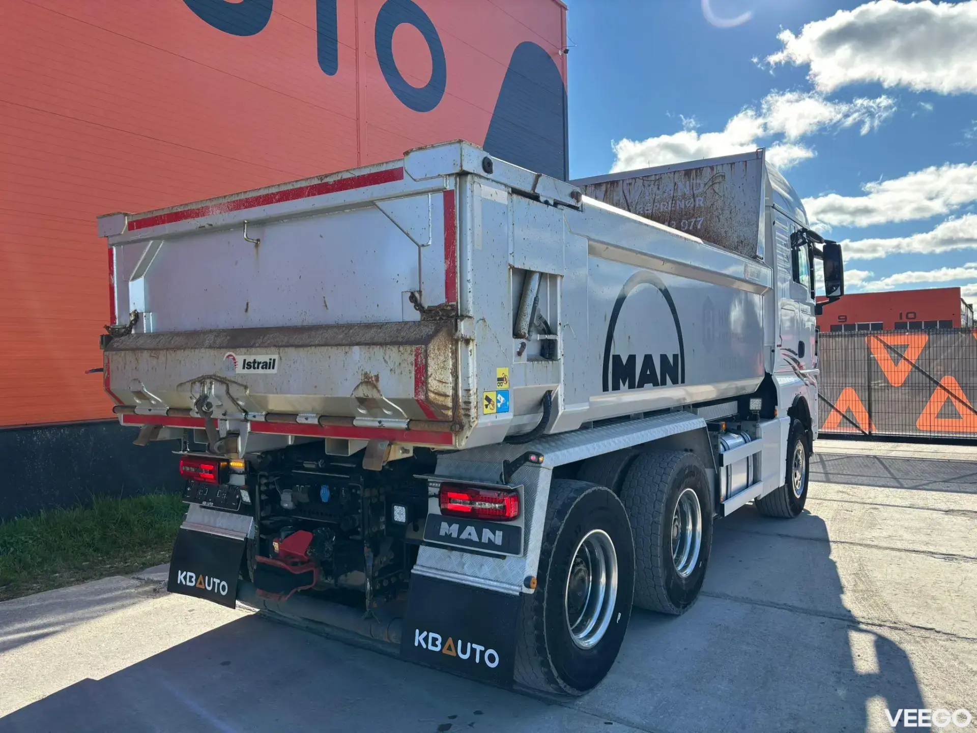 MAN TGX FULL STEEL / INTARDER / BOX L=4667 mm  471kW