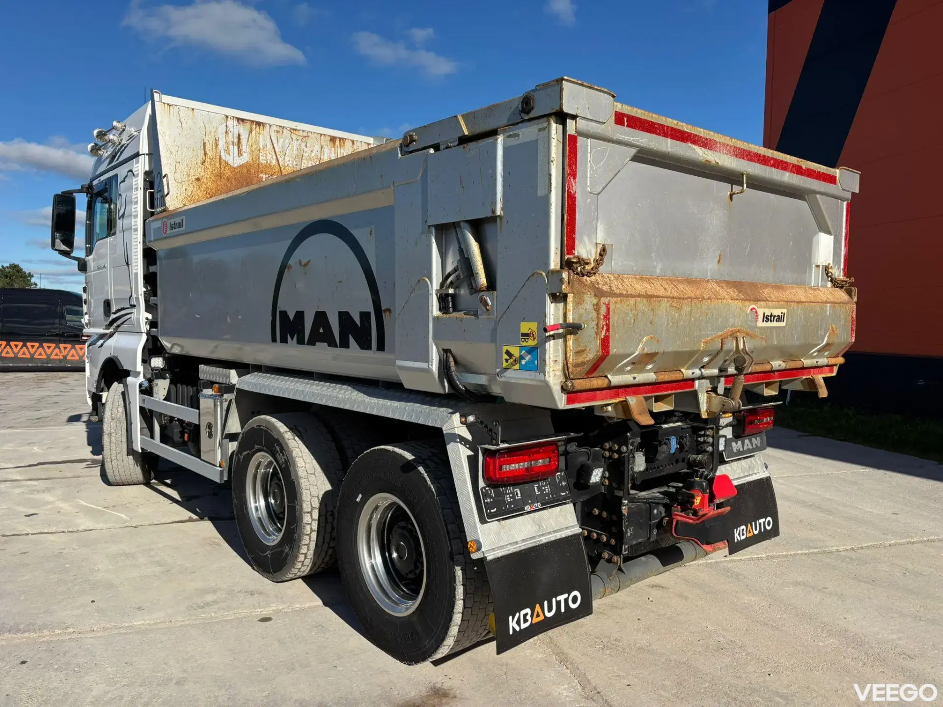 MAN TGX FULL STEEL / INTARDER / BOX L=4667 mm  471kW