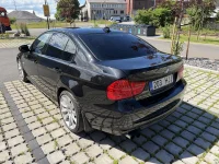 BMW 330 3.0 200kW thumbnail