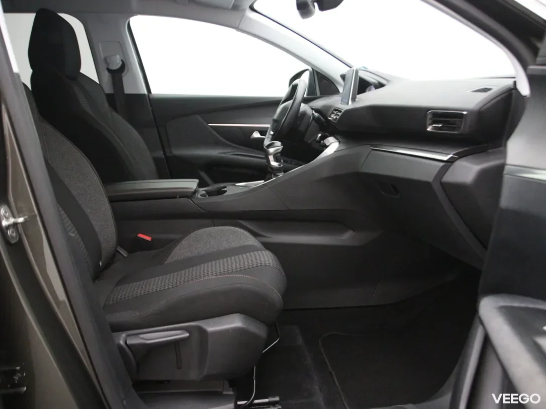 Peugeot 3008 1.2 96kW