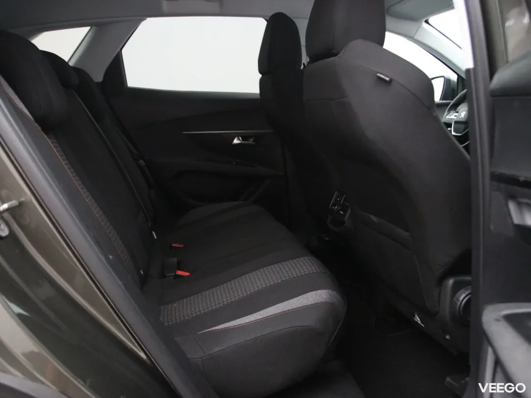 Peugeot 3008 1.2 96kW