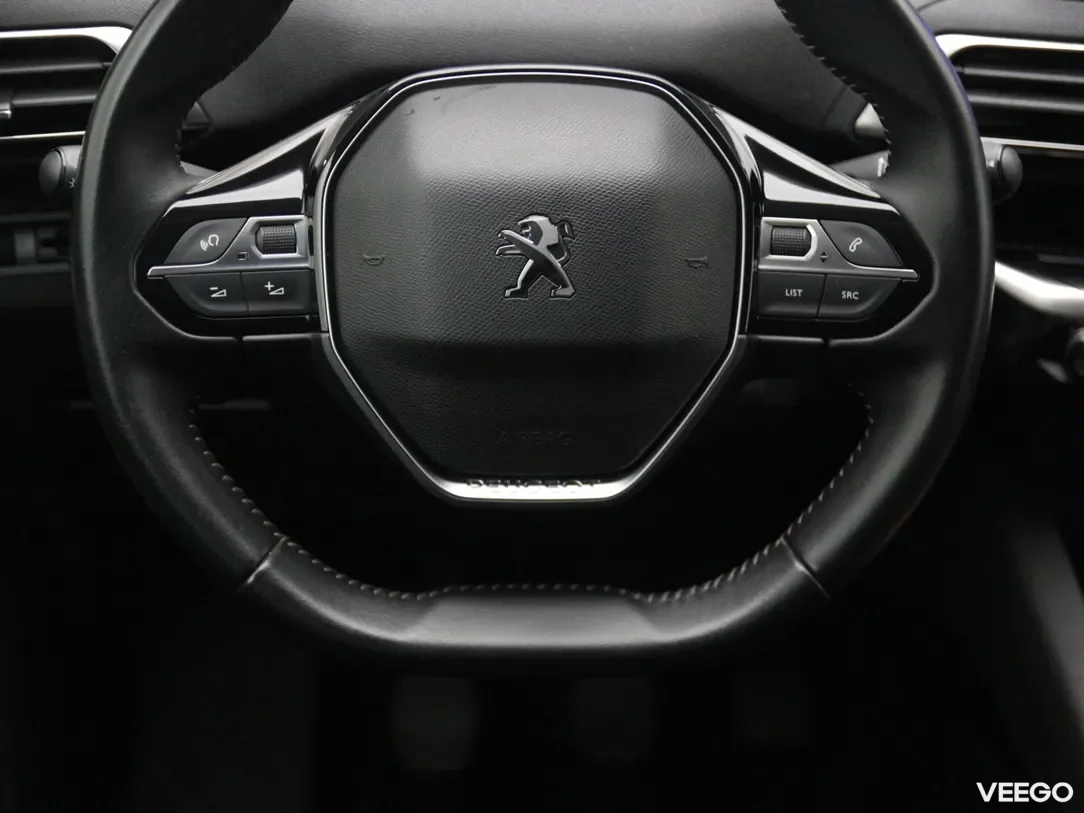 Peugeot 3008 1.2 96kW