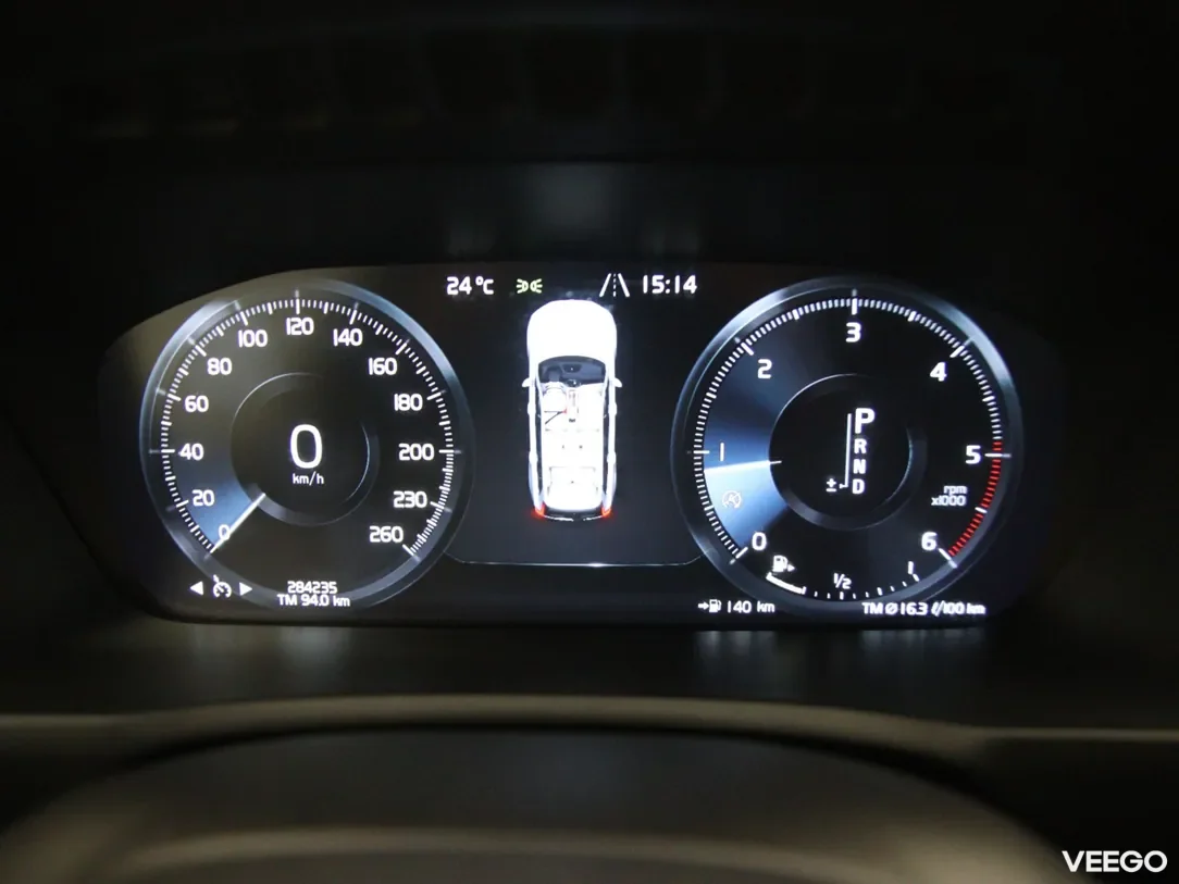 Volvo XC90 2 165kW