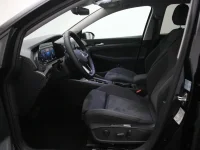 Volkswagen Golf 1.5 110kW thumbnail