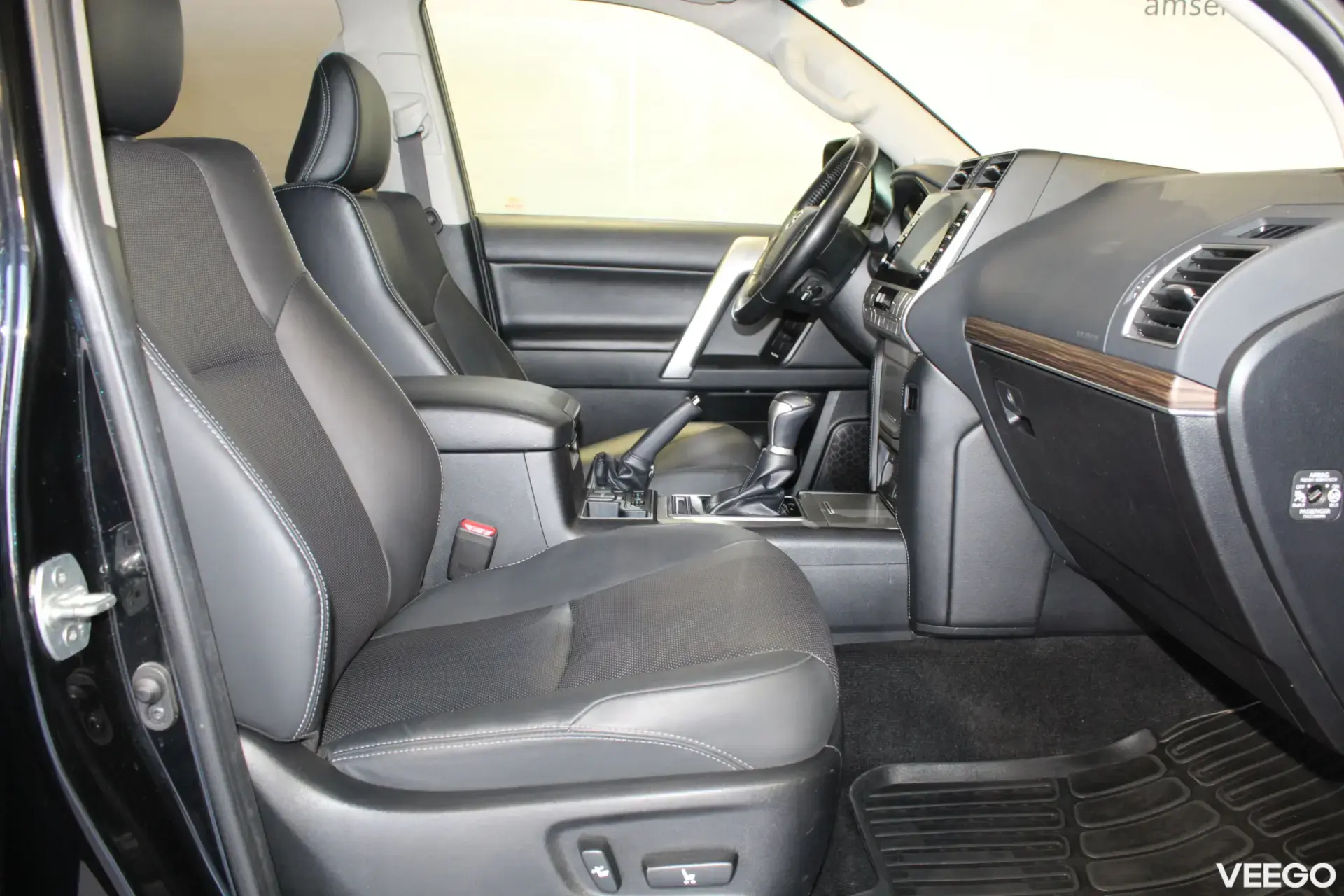 Toyota Land Cruiser 150 Executive 4WD 2.8 150kW