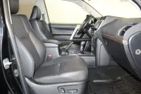 Toyota Land Cruiser 150 Executive 4WD 2.8 150kW thumbnail