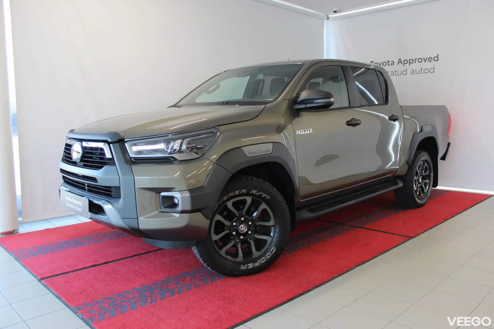 Toyota Hilux Infincible 2.8 150kW