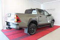 Toyota Hilux Infincible 2.8 150kW thumbnail