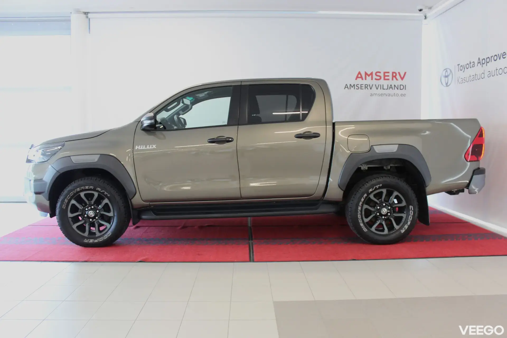 Toyota Hilux Infincible 2.8 150kW