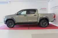 Toyota Hilux Infincible 2.8 150kW thumbnail
