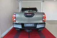 Toyota Hilux Infincible 2.8 150kW thumbnail