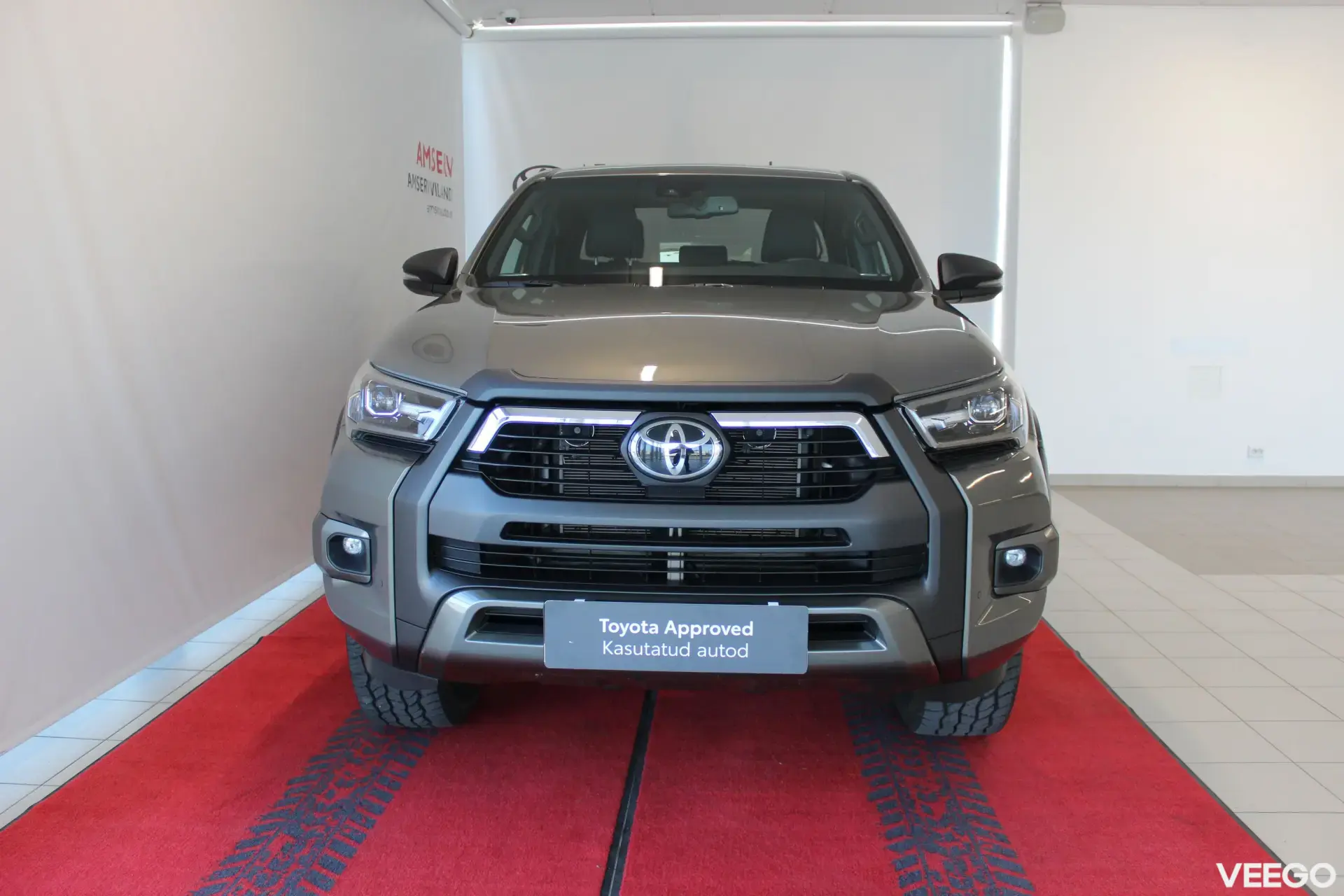Toyota Hilux Infincible 2.8 150kW