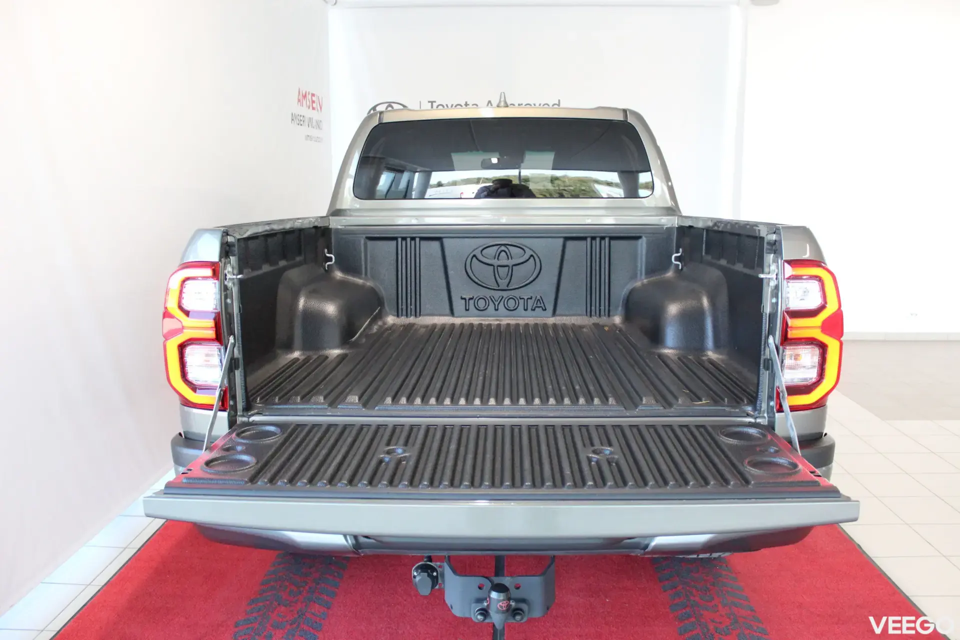 Toyota Hilux Infincible 2.8 150kW
