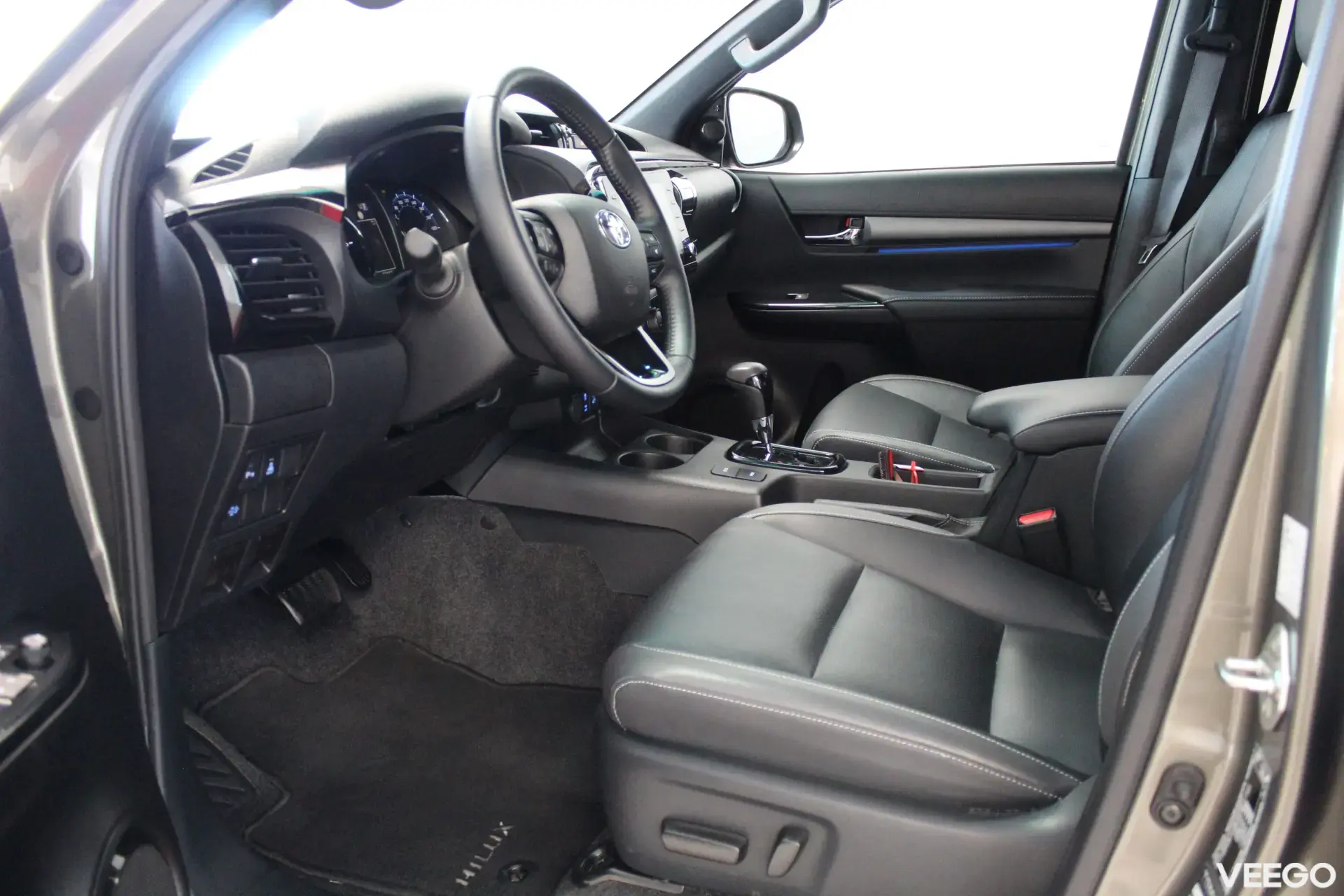 Toyota Hilux Infincible 2.8 150kW