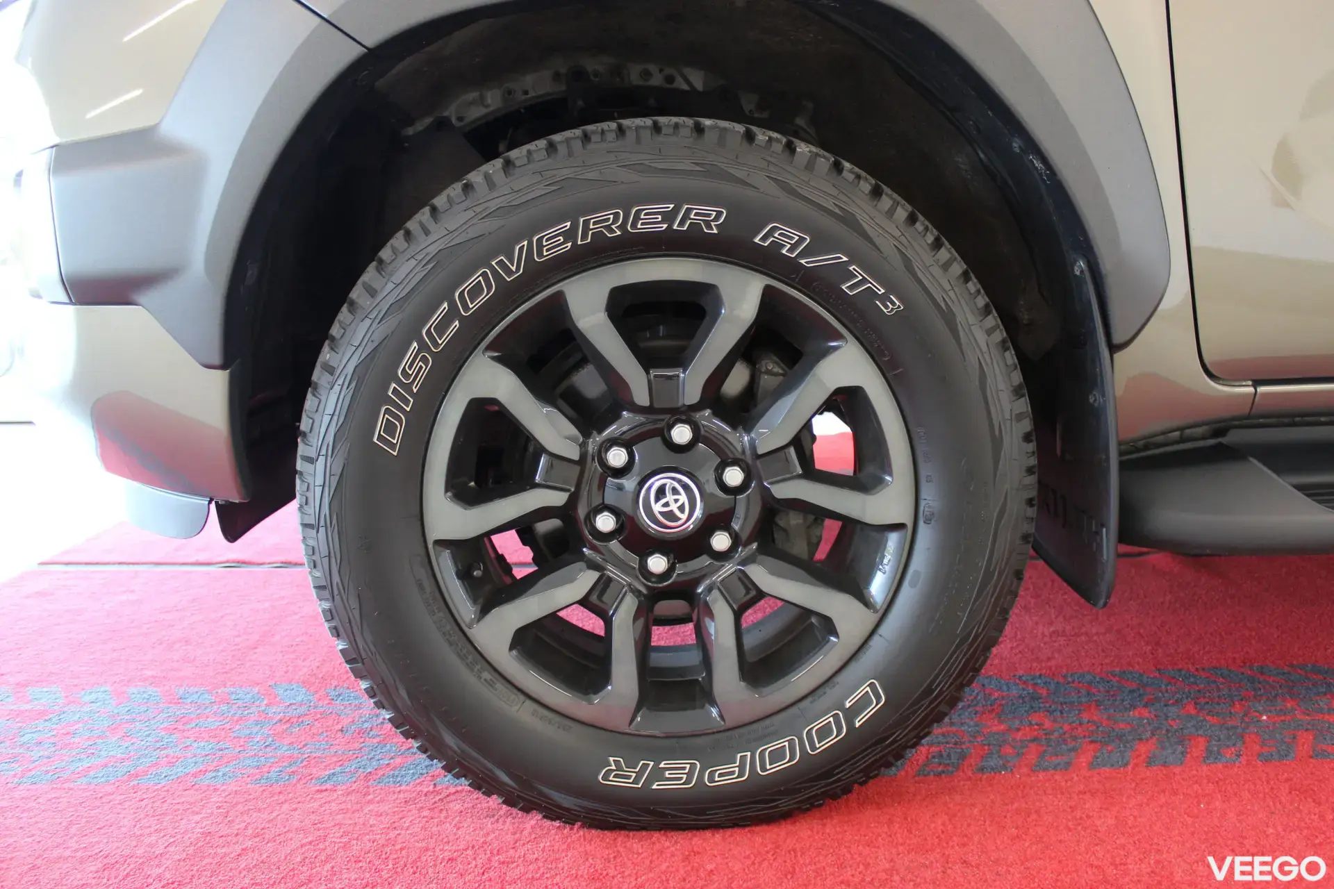 Toyota Hilux Infincible 2.8 150kW