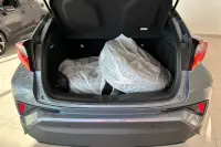 Toyota C-HR Style Hybrid 1.8 72kW thumbnail