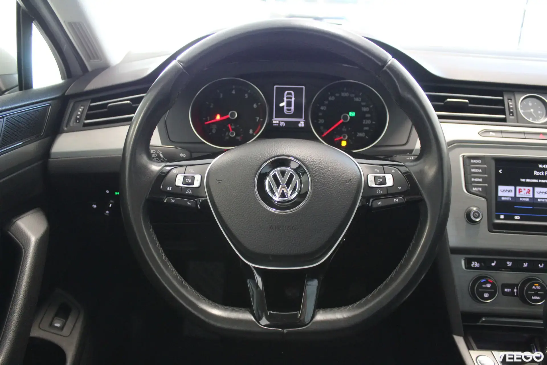Volkswagen Passat Trendline 1.4 92kW
