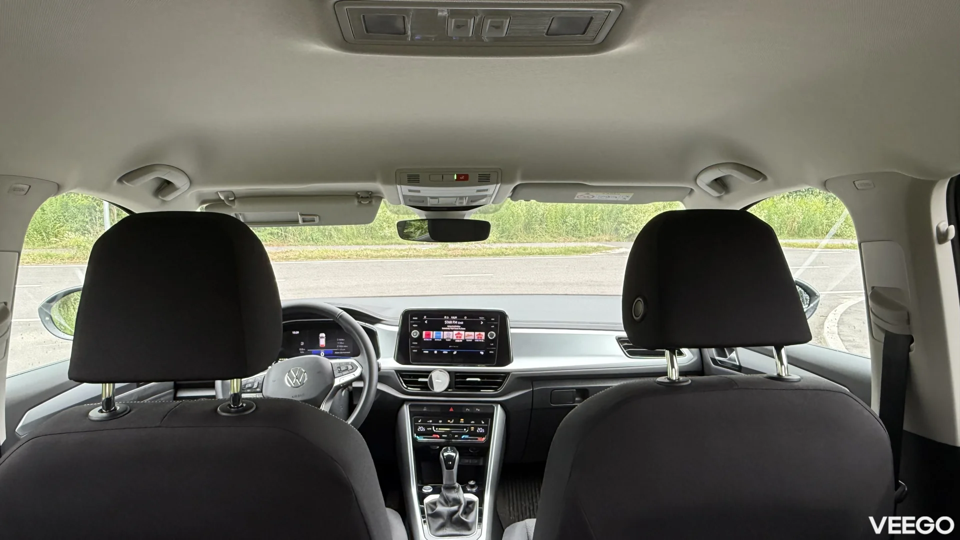 Volkswagen T-Roc Uueväärne auto 1.5 110kW