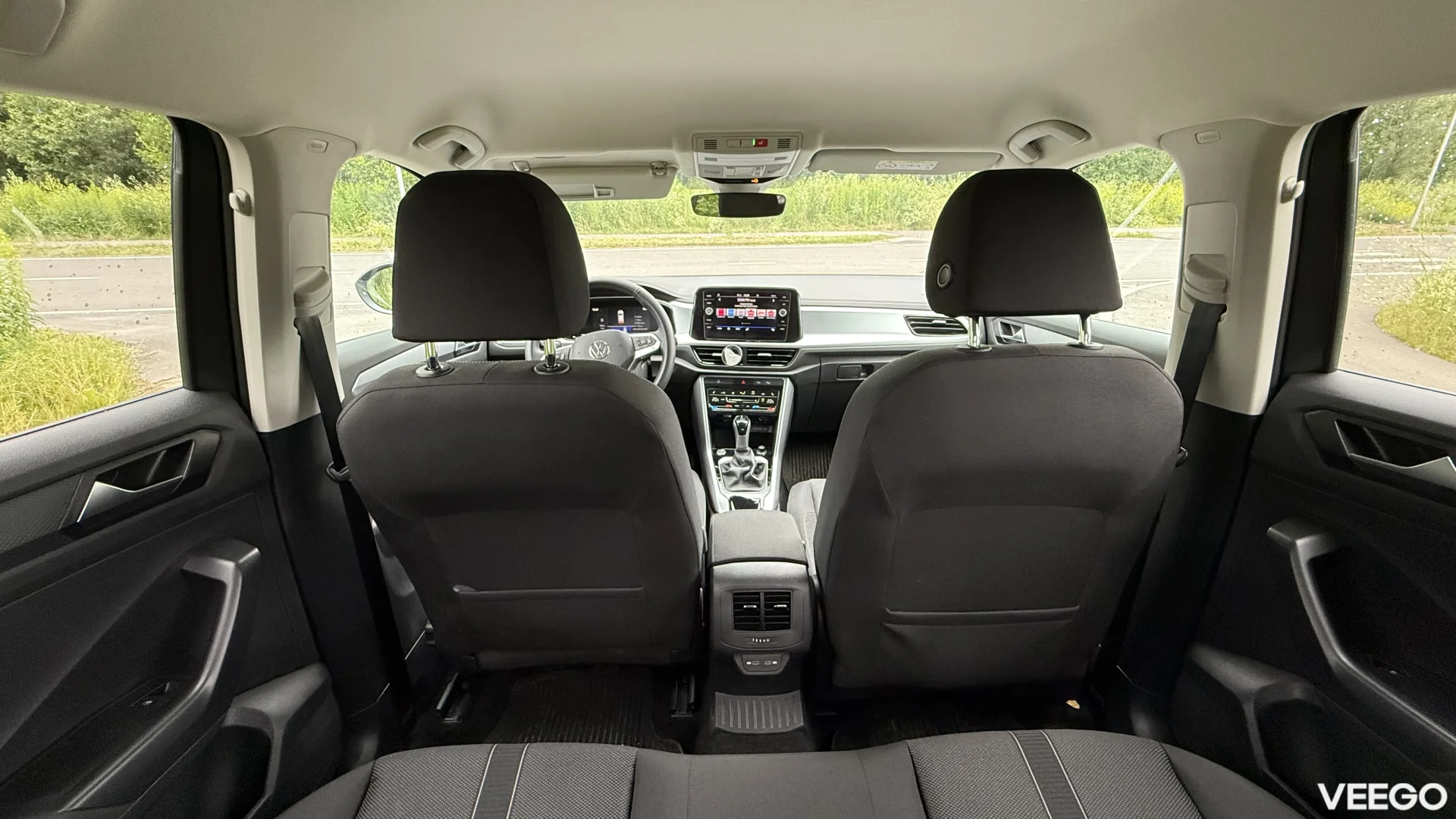 Volkswagen T-Roc Uueväärne auto 1.5 110kW