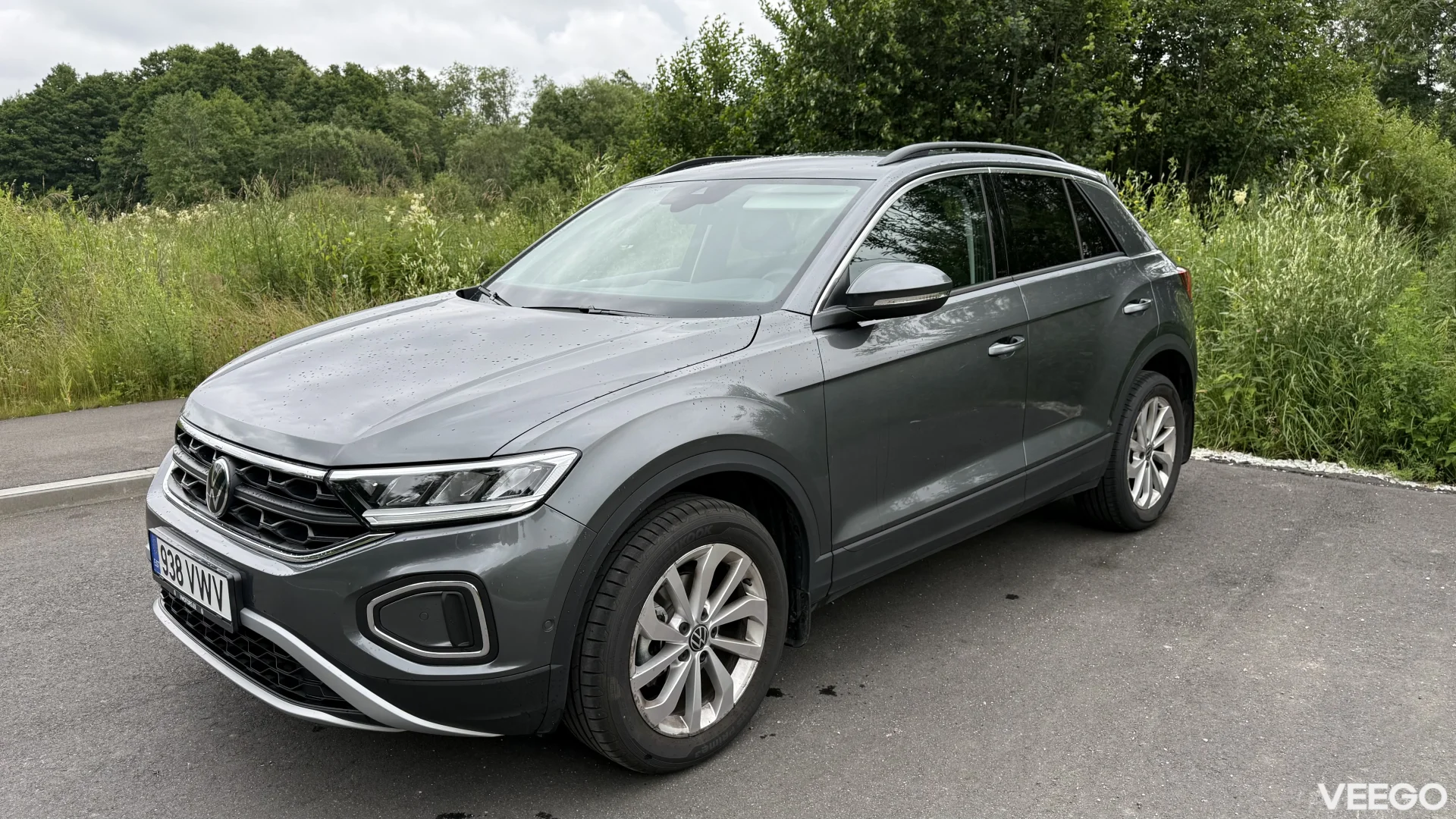 Volkswagen T-Roc Uueväärne auto 1.5 110kW