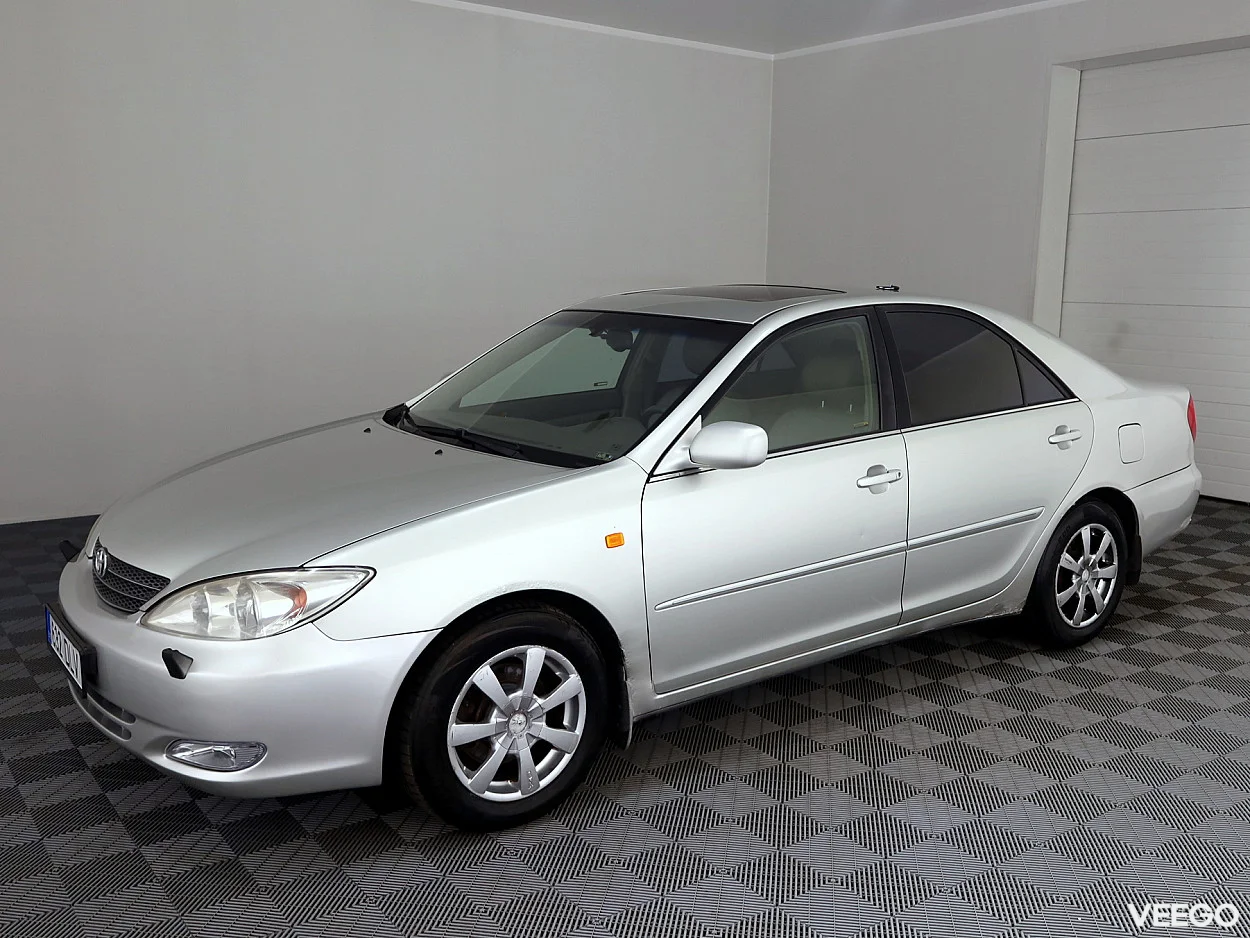 Toyota Camry 2.4 112kW