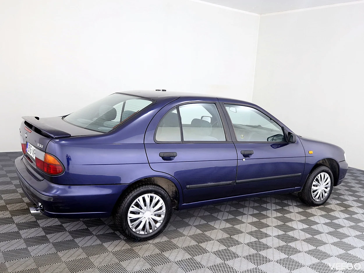 Nissan Almera 1.6 73kW